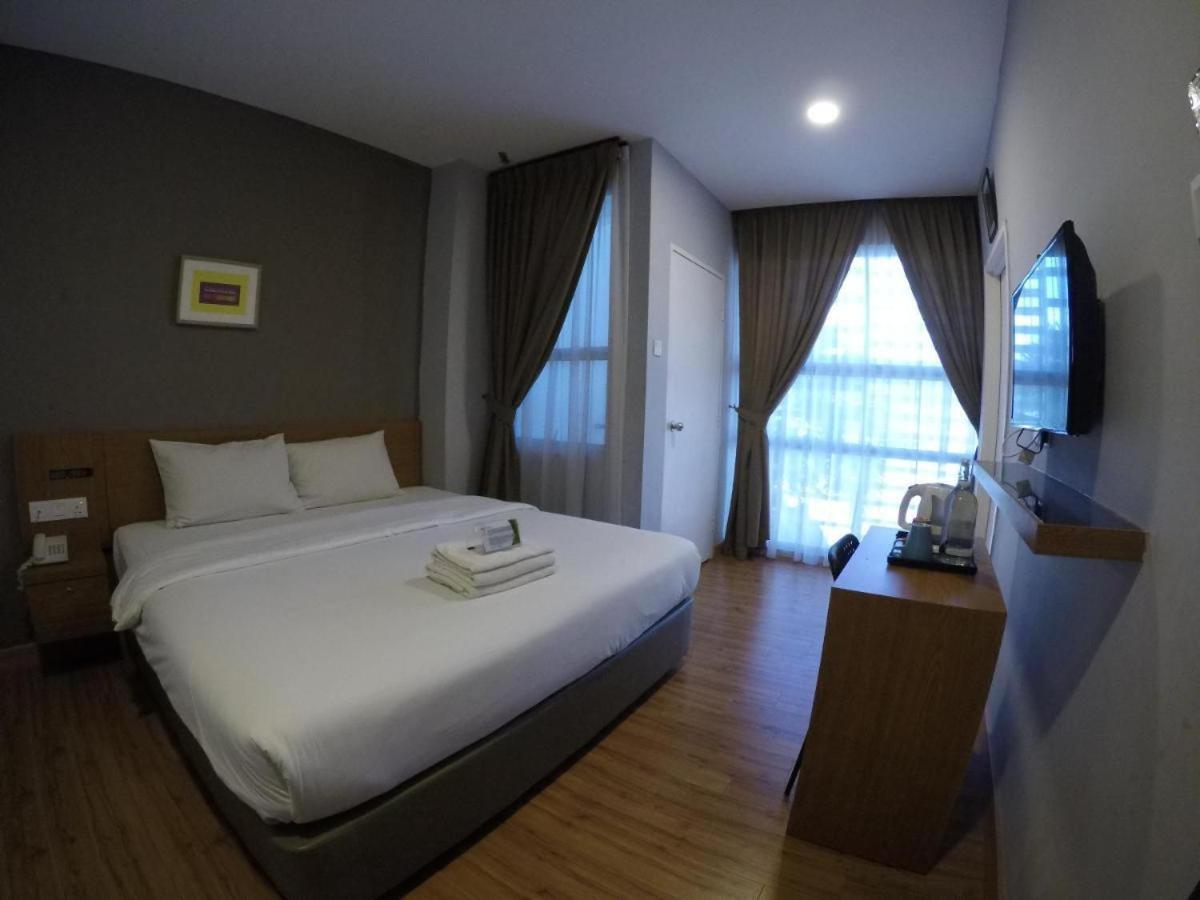 Golden Leaf Boutique Hotel Nusa Idaman Formerly Known As Ariana Hotel Johor Bahru Eksteriør billede