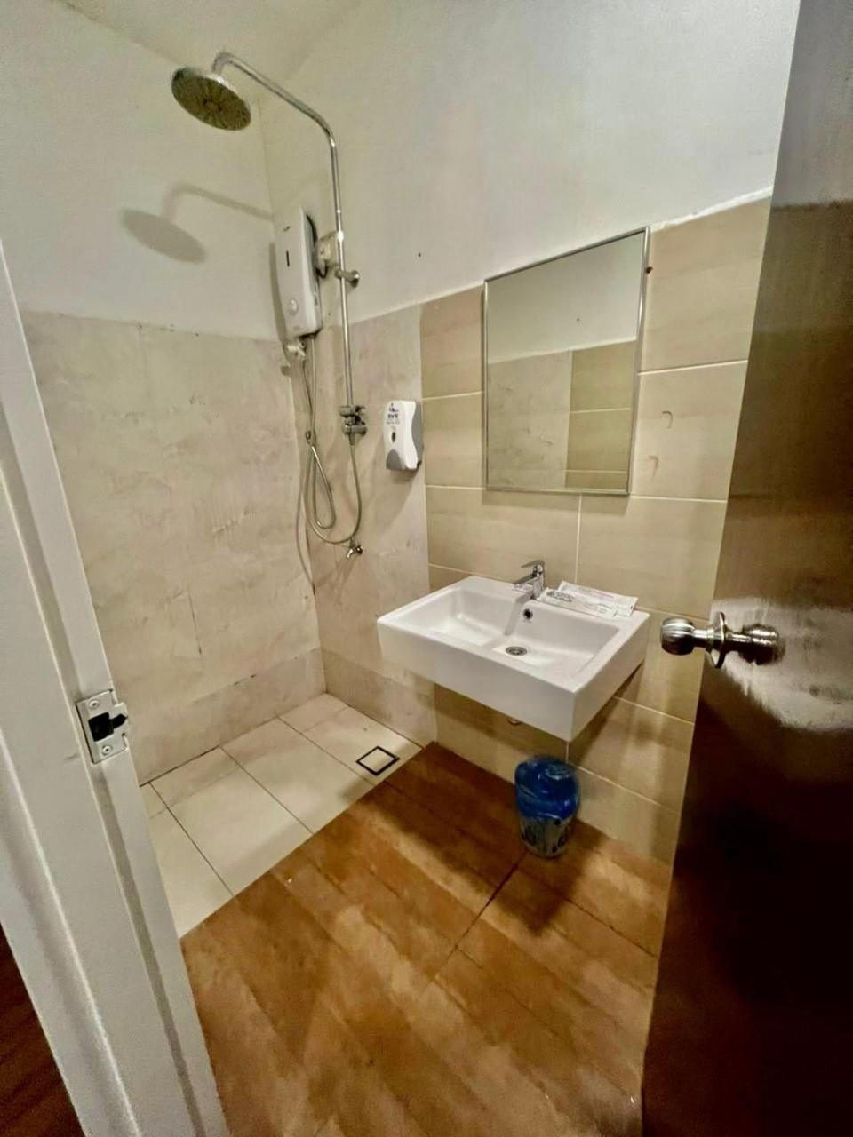 Golden Leaf Boutique Hotel Nusa Idaman Formerly Known As Ariana Hotel Johor Bahru Eksteriør billede
