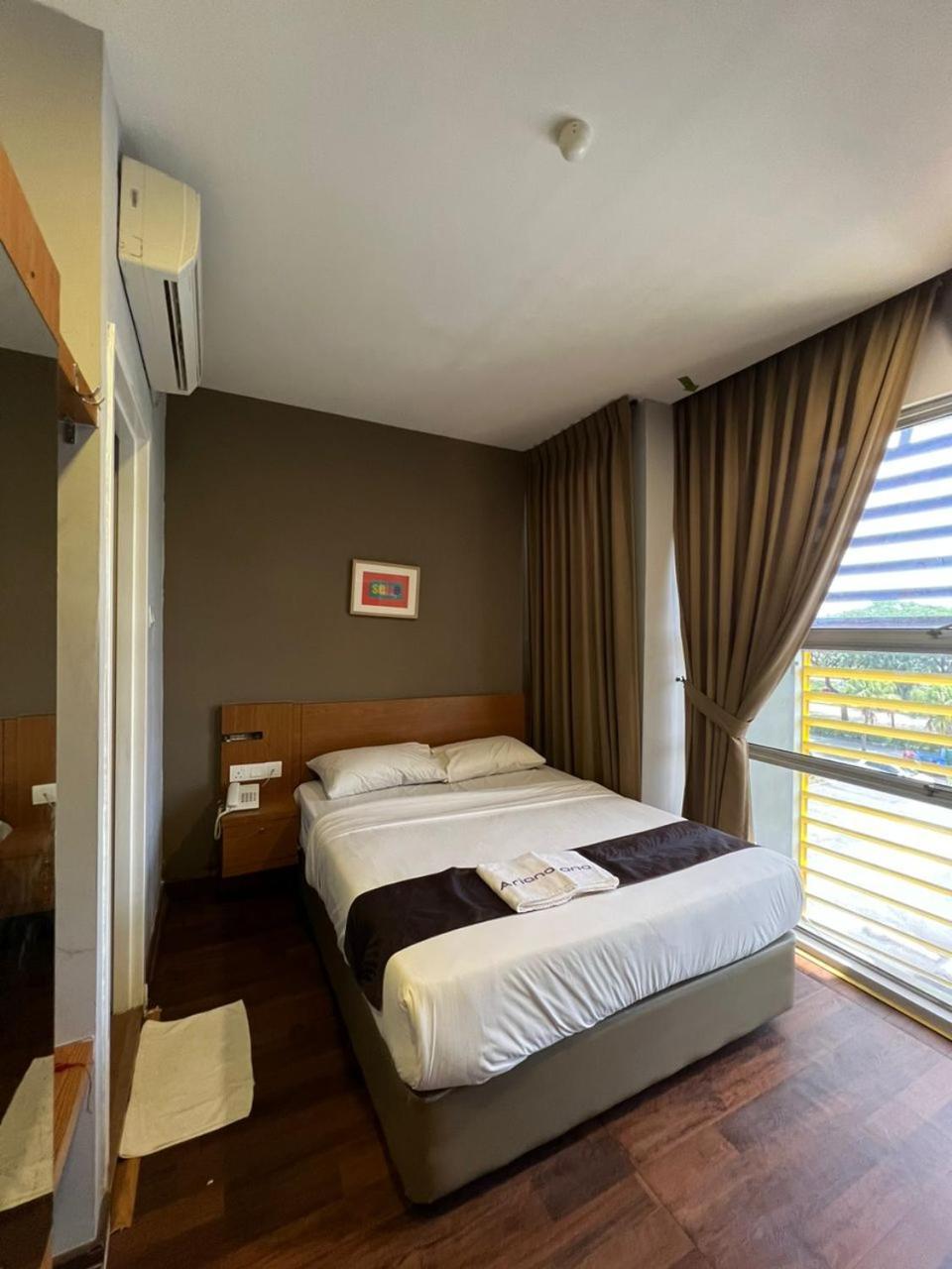 Golden Leaf Boutique Hotel Nusa Idaman Formerly Known As Ariana Hotel Johor Bahru Eksteriør billede