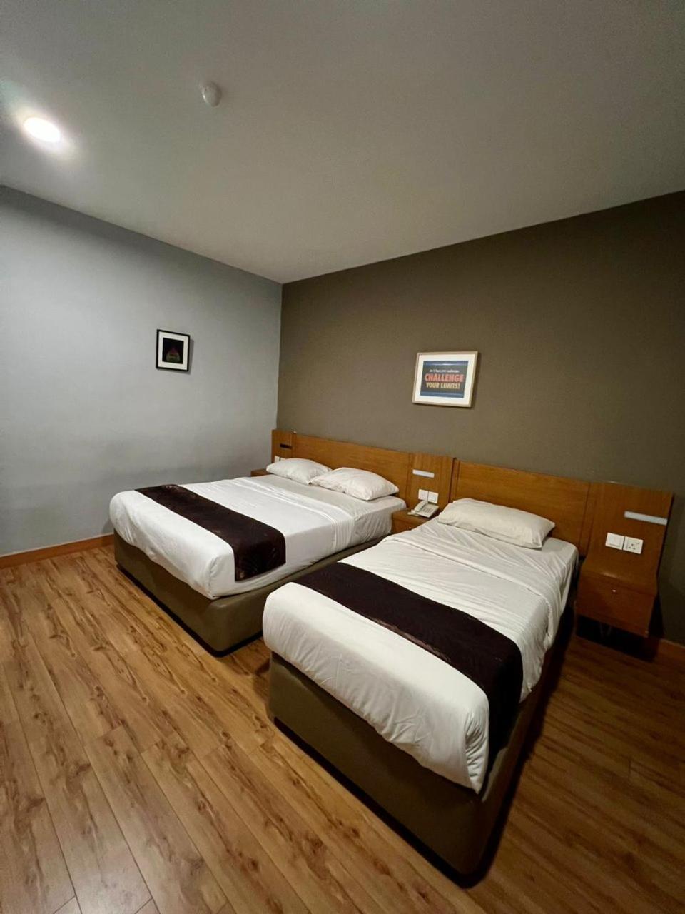 Golden Leaf Boutique Hotel Nusa Idaman Formerly Known As Ariana Hotel Johor Bahru Eksteriør billede