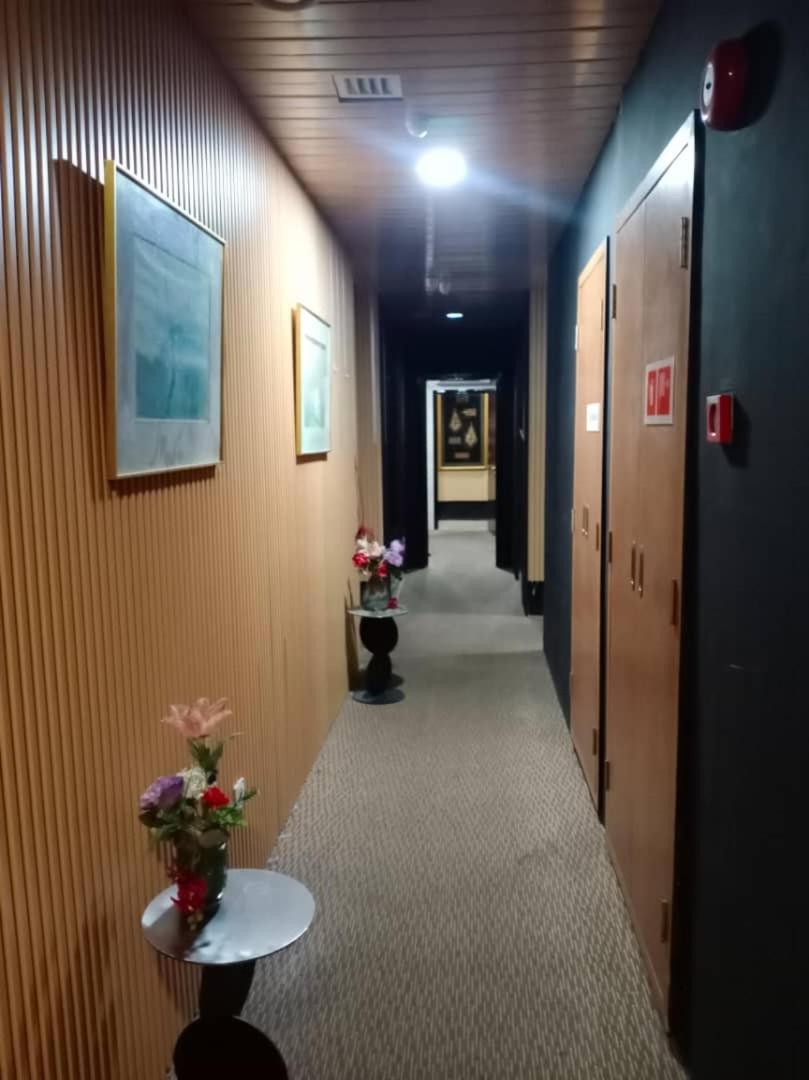 Golden Leaf Boutique Hotel Nusa Idaman Formerly Known As Ariana Hotel Johor Bahru Eksteriør billede